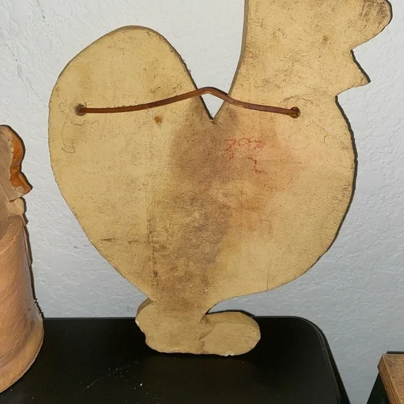 Vintage Stoneware Folk Art Rustic 11 1/2”Hanging Rooster and 7”Utensil Holder - Picture 11 of 15